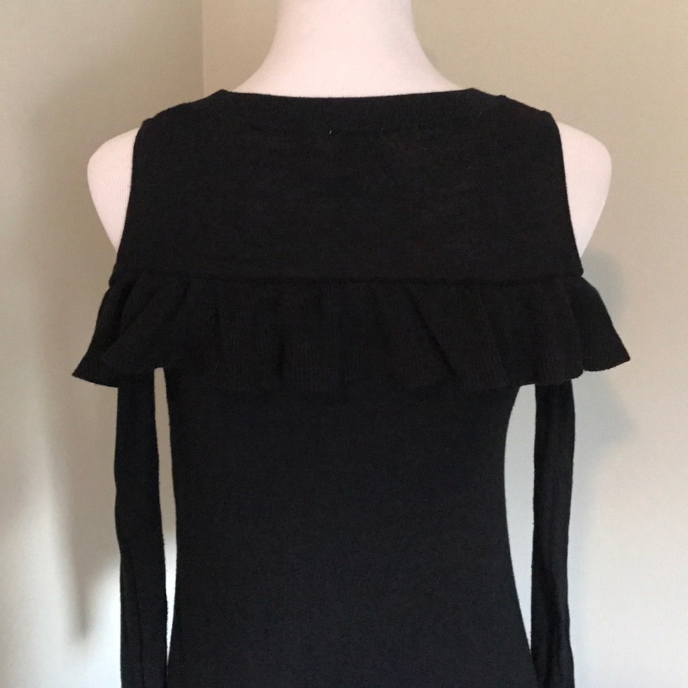 Black Top - Picture 4 of 4